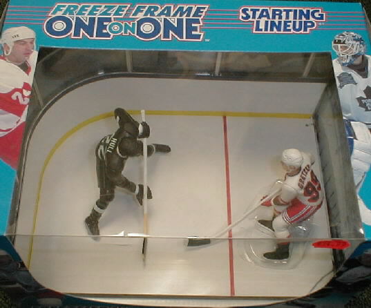 1999 SLU Hockey One On One #1 Brett Hull / Wayne Gretzky Freeze Frame Toy *