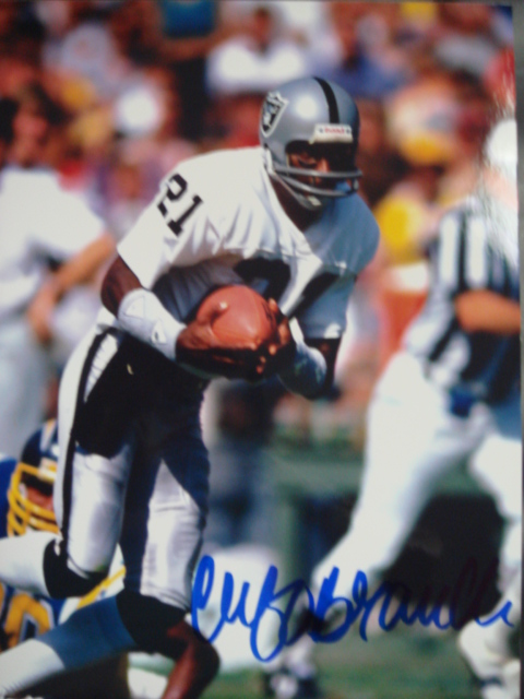 Cliff Branch autographed 8 x 10 Raiders Picture with Coa