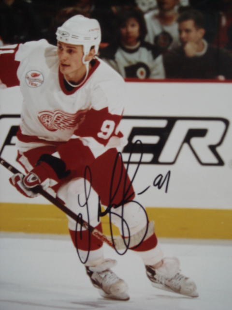 Sergi Fedorov autographed 8 x 10 Red Wings picture with coa home jersey