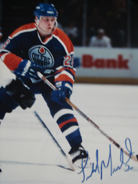 Todd Marchant autographed 8 x 10 Oilers picture with coa
