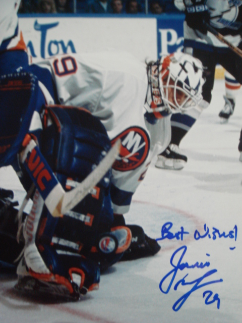 Jamie McLennan autographed 8 x 10 Islander picture with coa with puck