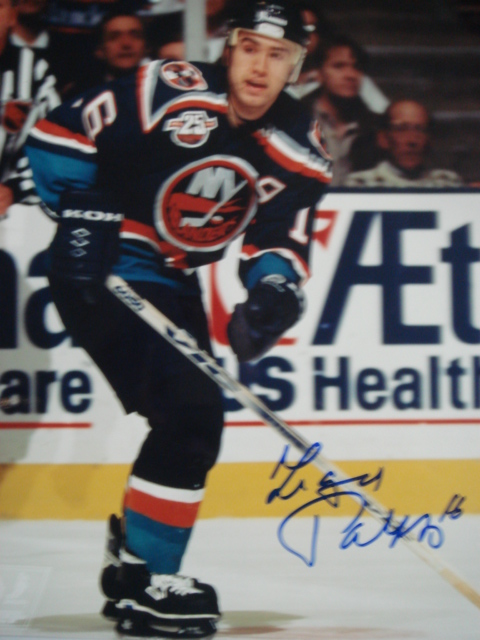 Zigmund Palfy autographed 8 x 10 Islander picture with coa away jersey