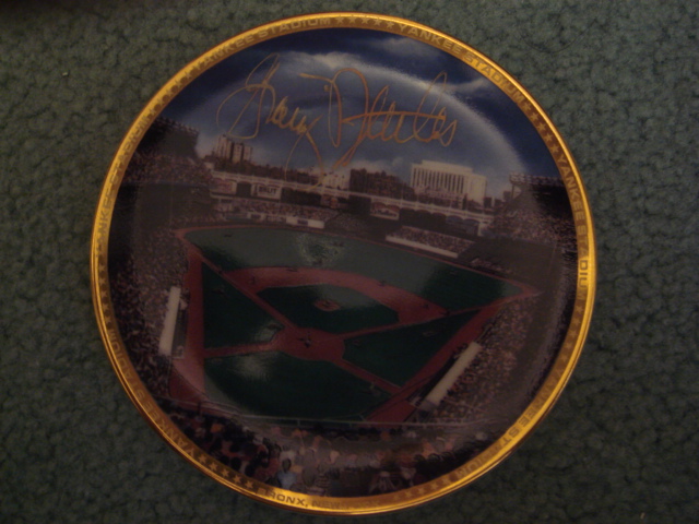Graig Nettles Yankee Stadium Autographed 1989 Sports Impressions Mini Plate By Robert Stephen Simon With COA