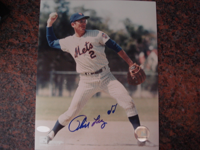 Phil Linz Autographed 8 X 10 Mets Picture With COA