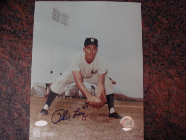 Phil Linz Autographed 8 X 10 Yankee Picture With COA