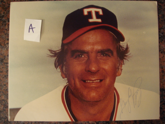 Gaylord Perry Autographed 8 X 10 Rangers Picture With COA