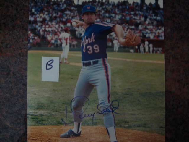Doug Sisk Autographed 8 X 10  Mets Picture With COA pose B