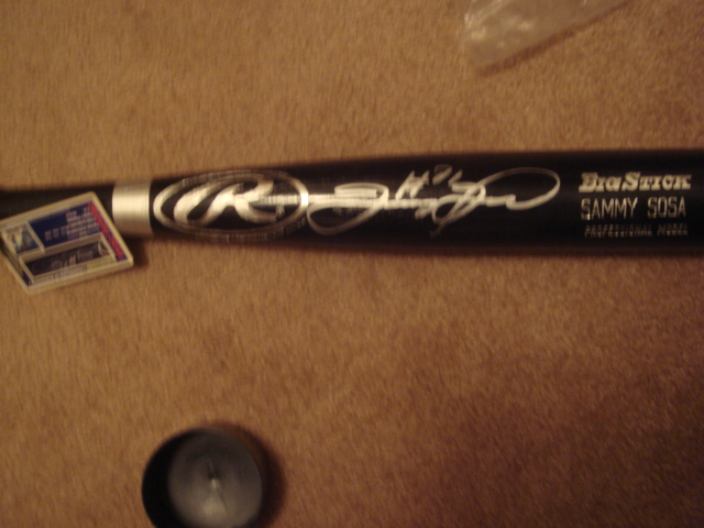 Sammy Sosa Autographed Official Rawlings Baseball Bat With Tracer Code COA