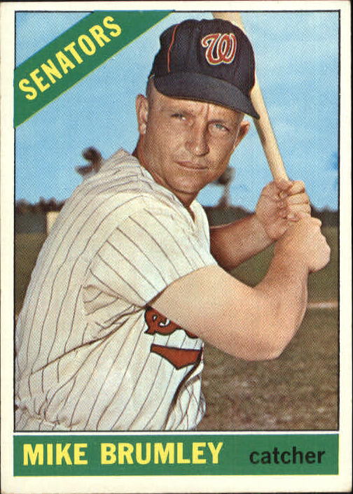 1966 Topps #29 Mike Brumley