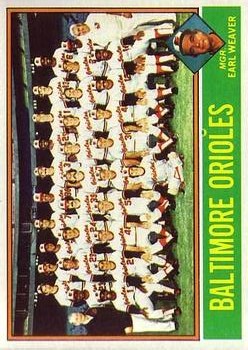 1976 Topps #73 Baltimore Orioles CL/Earl Weaver MG