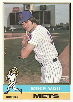 1976 Topps #655 Mike Vail RC