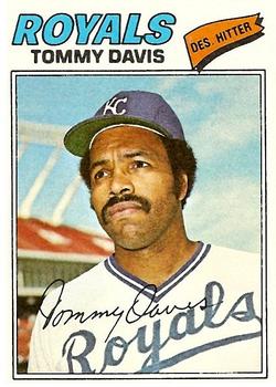 1977 Topps #362 Tommy Davis