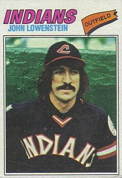 1977 Topps #393 John Lowenstein