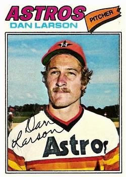 1977 Topps #641 Dan Larson RC