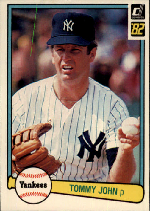 1982 Donruss #409 Tommy John UER/Text says 52-56 as/Yankee, should be/52-26