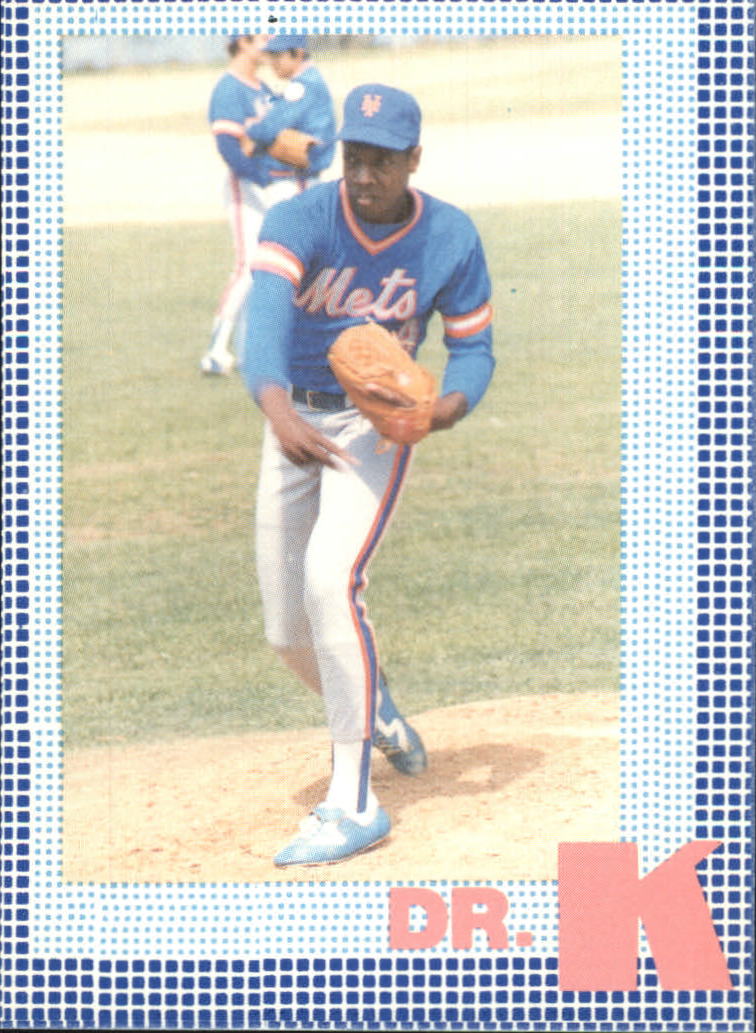 1985-86 Galasso Gooden #4 Dwight Gooden/Pitching, players chatting in backg