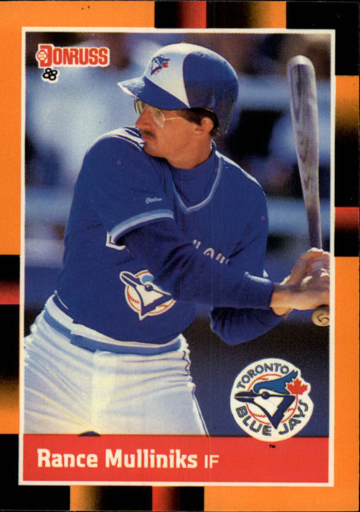 Rance Mulliniks autographed baseball card (Toronto Blue Jays) 1988 Leaf #204