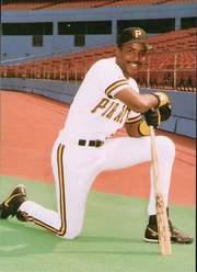 1991 Colla Bonds #2 Barry Bonds/Kneeling/forearm resting on bat