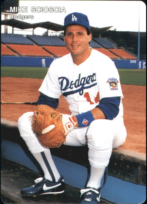 1992 Fleer #470 MIKE SCIOSCIA Los Angeles Dodgers ~D6F