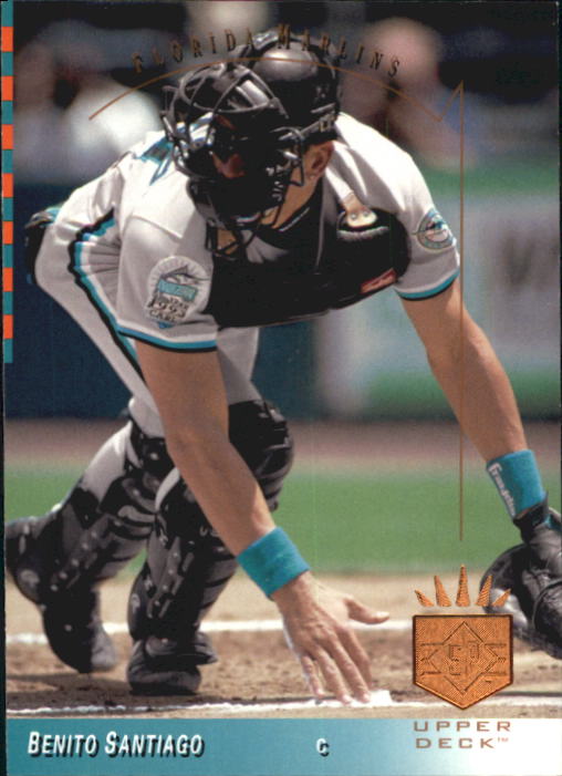 Benito Santiago 1995 Topps #160 Florida Marlins Baseball Card