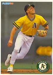 1994 Fleer Baseball "Main Set" Base Cards #241 to #480 - Picture 31 of 475