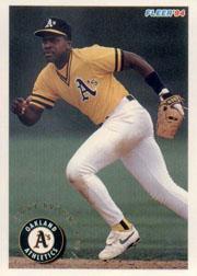 1994 Fleer Baseball "Main Set" Base Cards #241 to #480 - Picture 32 of 475
