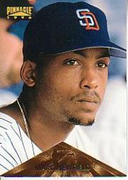 1996 Pinnacle Baseball "Main Set" Base Cards #1 to #200 - Picture 102 of 400