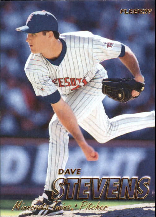 1997 Fleer Baseball "Main Set" Base Cards #1 to #200 - Picture 300 of 385