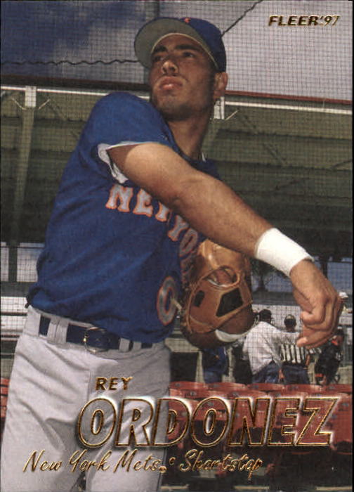 1997 Fleer Baseball "Main Set" Base Cards #401 to #600 - Picture 6 of 387