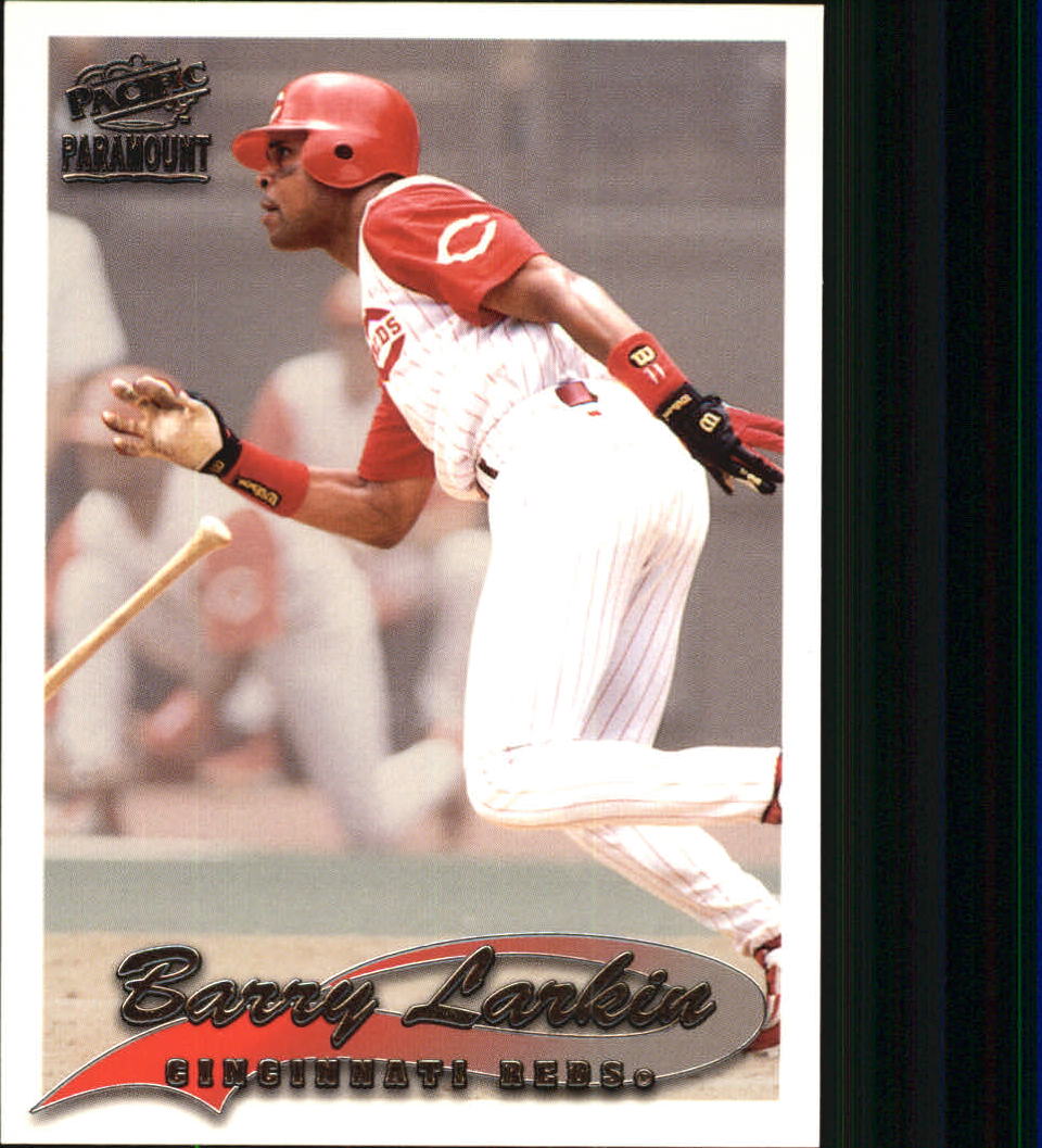 1999 Paramount #63 Barry Larkin - NM