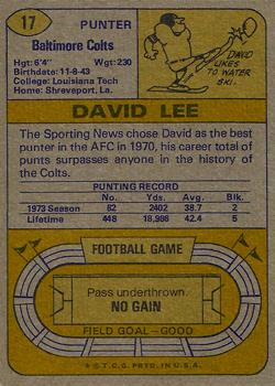 1974 Topps #17 David Lee back image