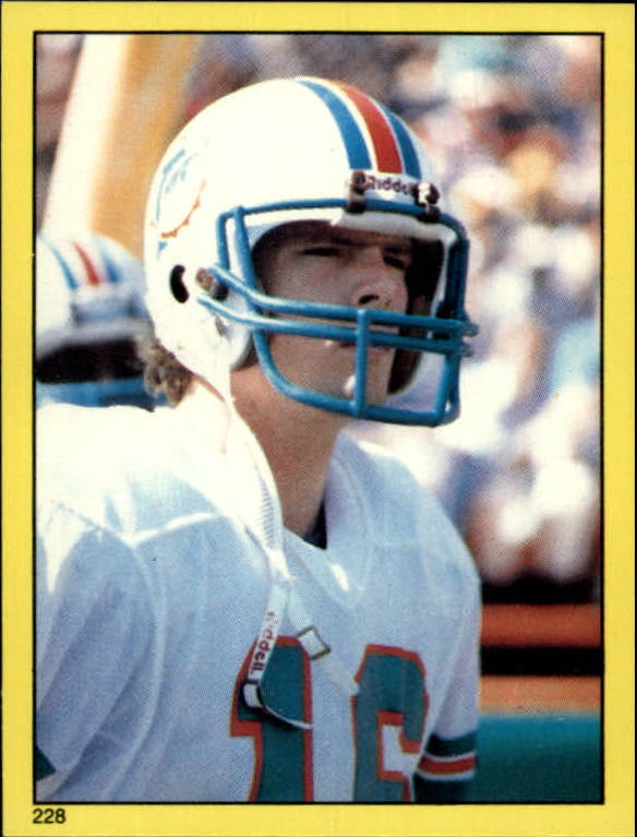 1982 Topps Football #140 David Woodley Miami Dolphins 