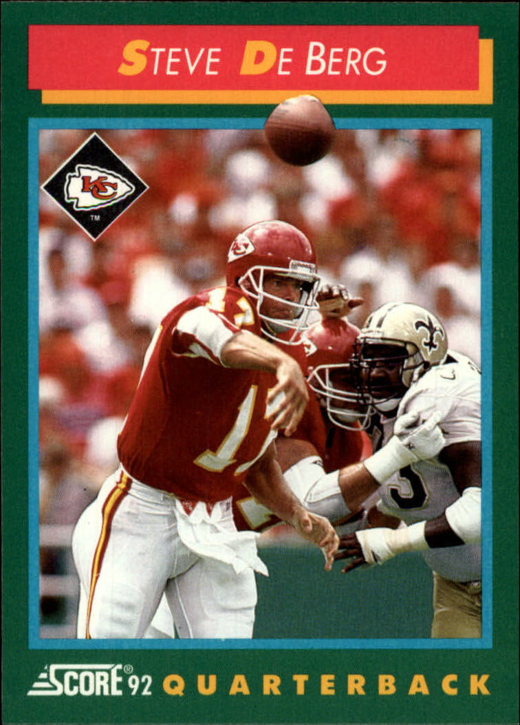 : 1990 Score Football #262 Steve DeBerg Kansas City