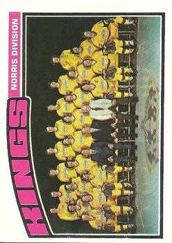 1976-77 Topps #139 Kings Team CL