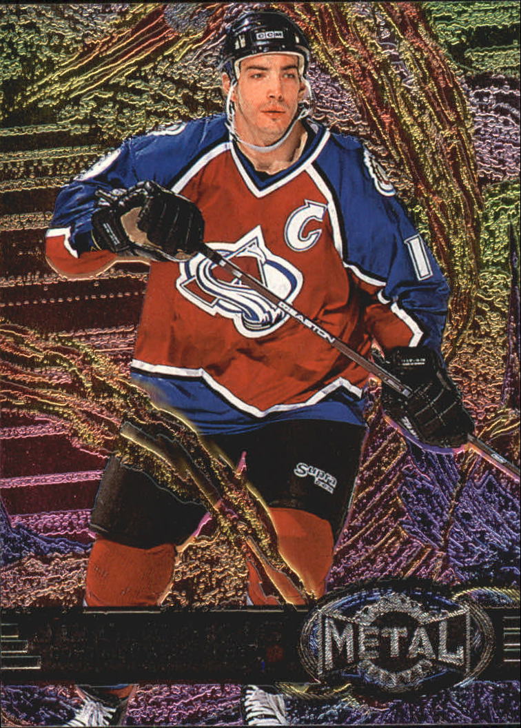 1996-97 Metal Universe #38 Joe Sakic - NM-MT