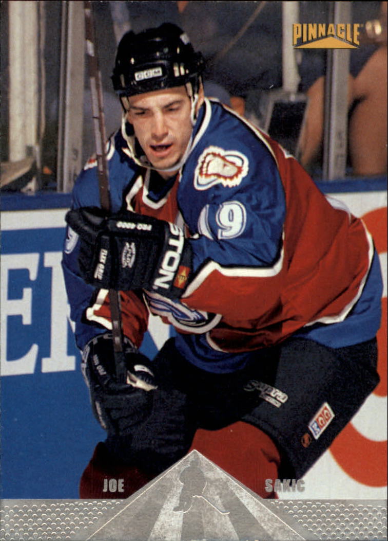 1996-97 Pinnacle Premium Stock #201 Joe Sakic