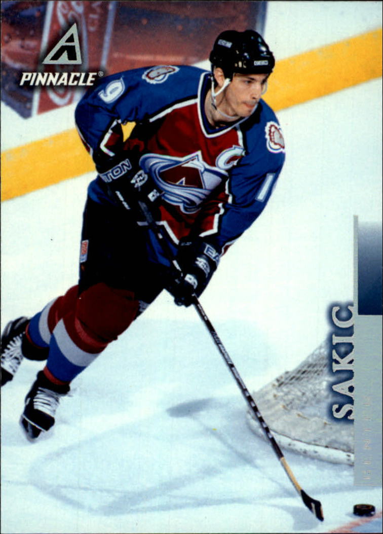 1997-98 Pinnacle #32 Joe Sakic