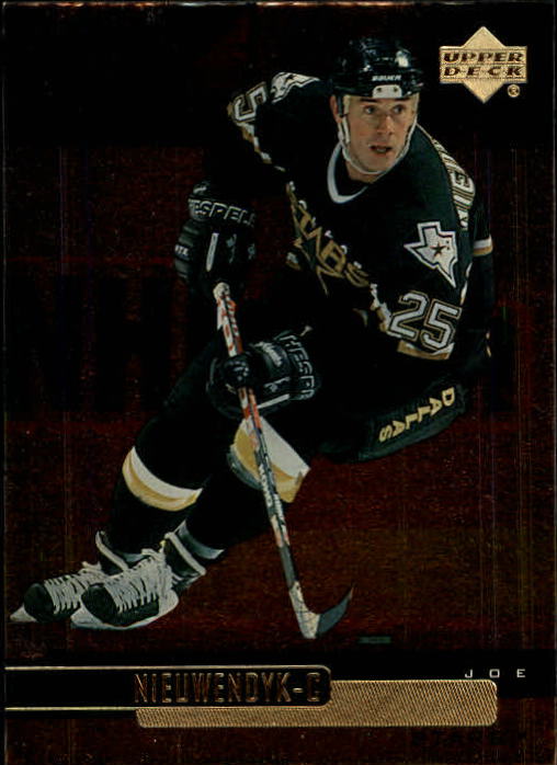 1999-00 Upper Deck Gold Reserve - #182 Dave Andreychuk