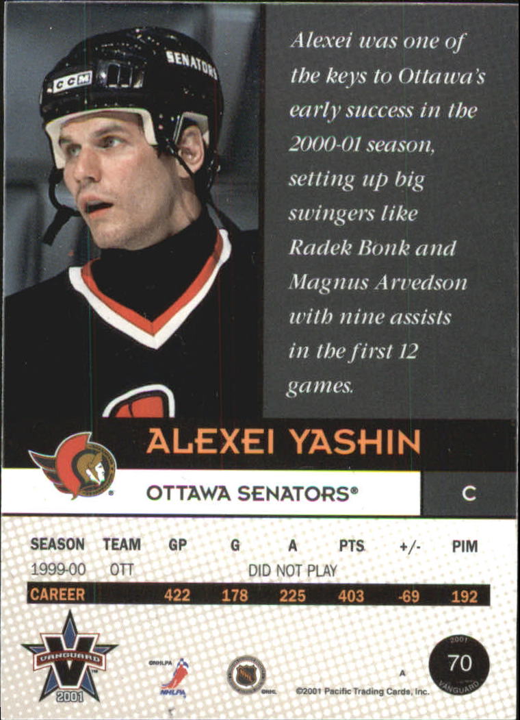 2000-01 Vanguard Holographic Purple #70 Alexei Yashin