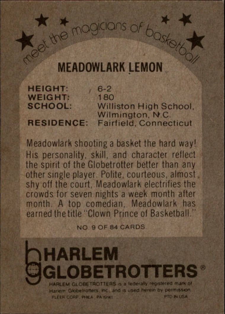 1971-72 Globetrotters 84 #9 Meadowlark Lemon/(kicking behind back) back image