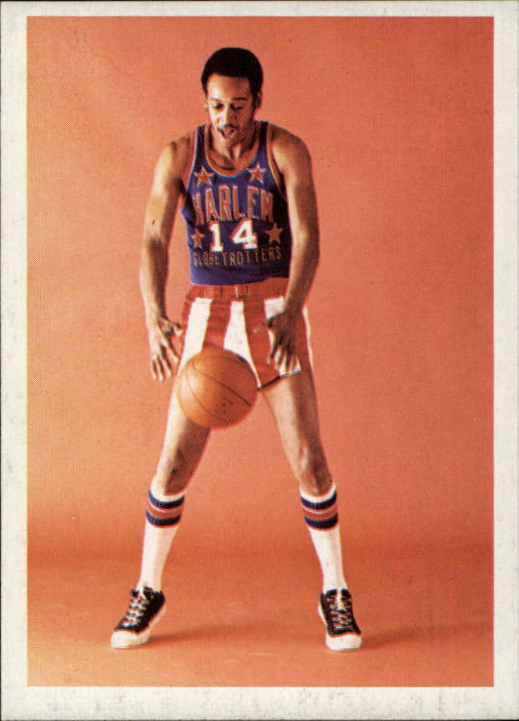 1971-72 Globetrotters 84 #40 Bobby Joe Mason/(ball between legs)