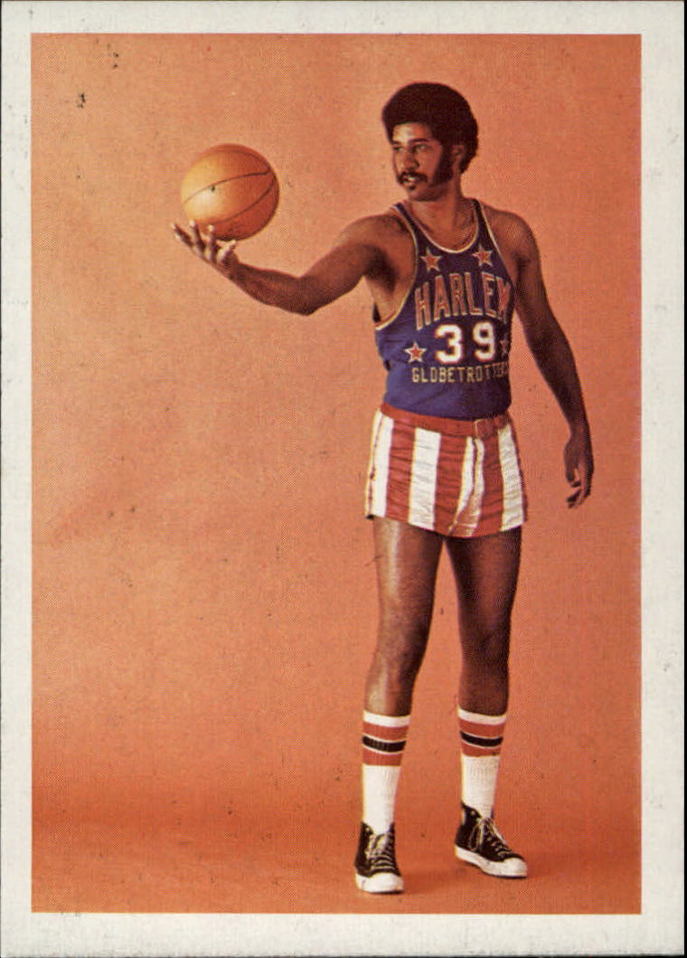 1971-72 Globetrotters 84 #53 Frank Stephens/(ball in hand)