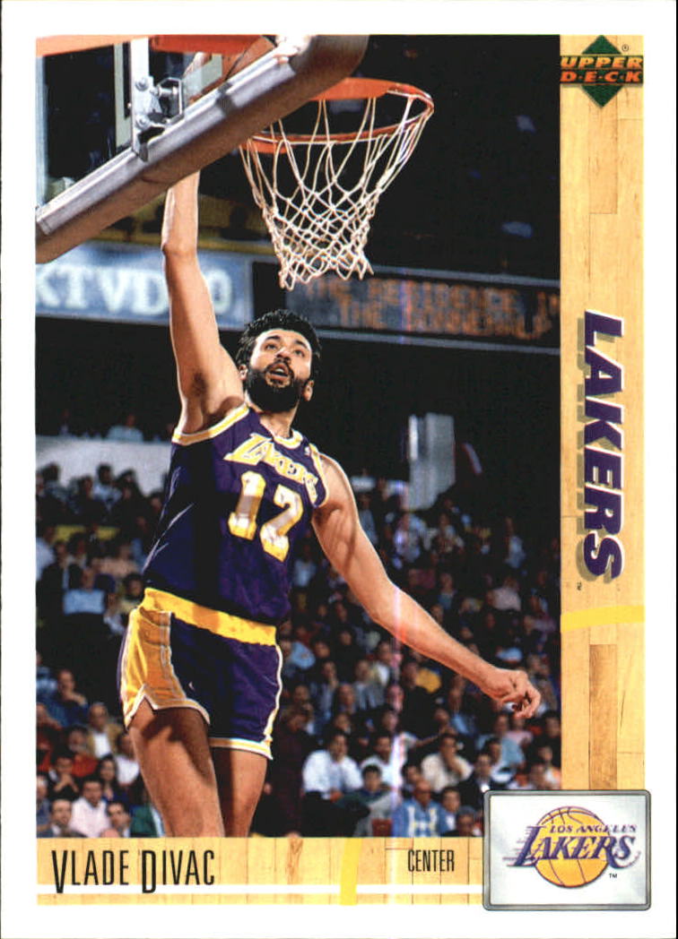 2004 05 Topps Basketball Card #107 Vlade Divac Los Angeles Lakers at  's Sports Collectibles Store