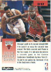 1992-93 SkyBox #317 Scottie Pippen FIN back image