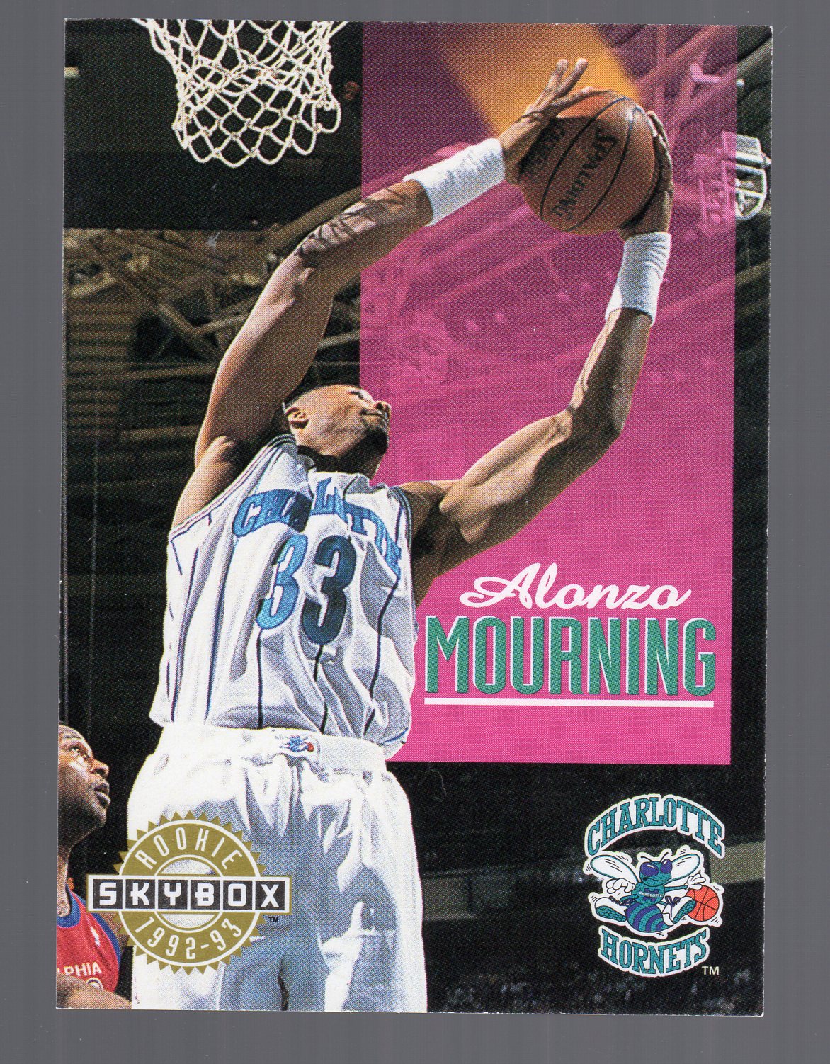 1992-93 SkyBox #332 Alonzo Mourning SP RC