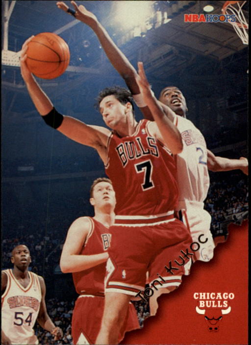 1996-97 Hoops #22 Toni Kukoc