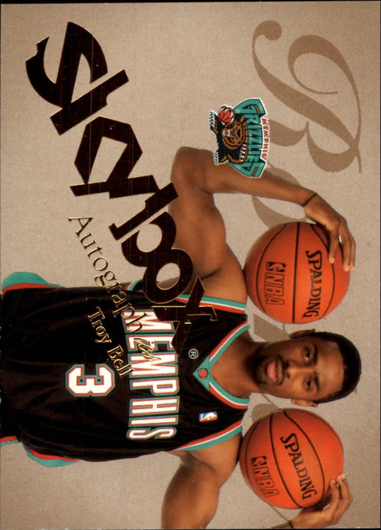 2003-04 Skybox Autographics - #82 Travis Outlaw /1500 (RC)