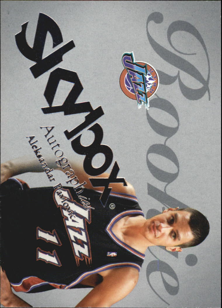 2003-04 Skybox Autographics - #82 Travis Outlaw /1500 (RC)