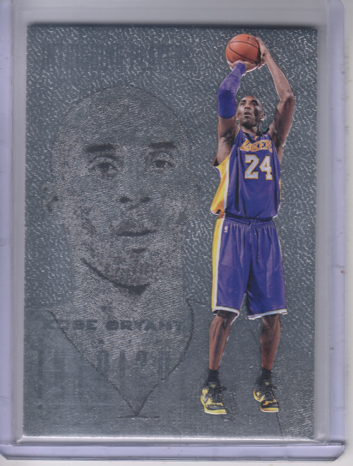 2012-13 Panini Intrigue Intriguing Players #22 Kobe Bryant