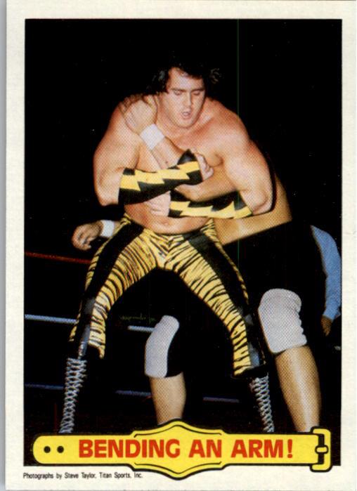 1985 Topps WWF #41 Bending an Arm! RA